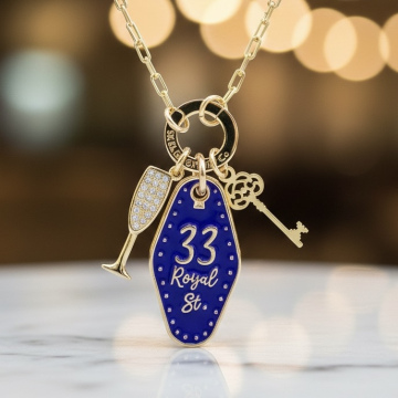 33 Royal Street 16" Gold